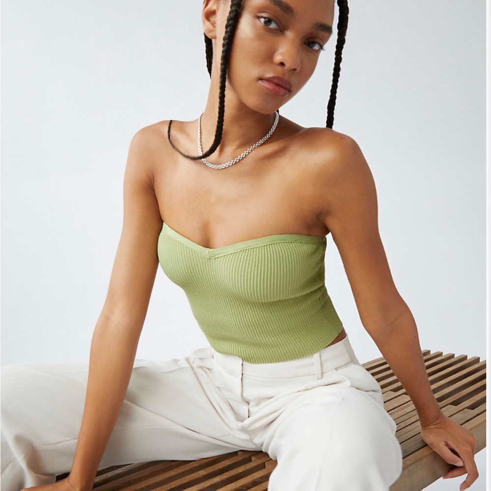 Babaton
Sculpt Knit Sweetheart Tube Top